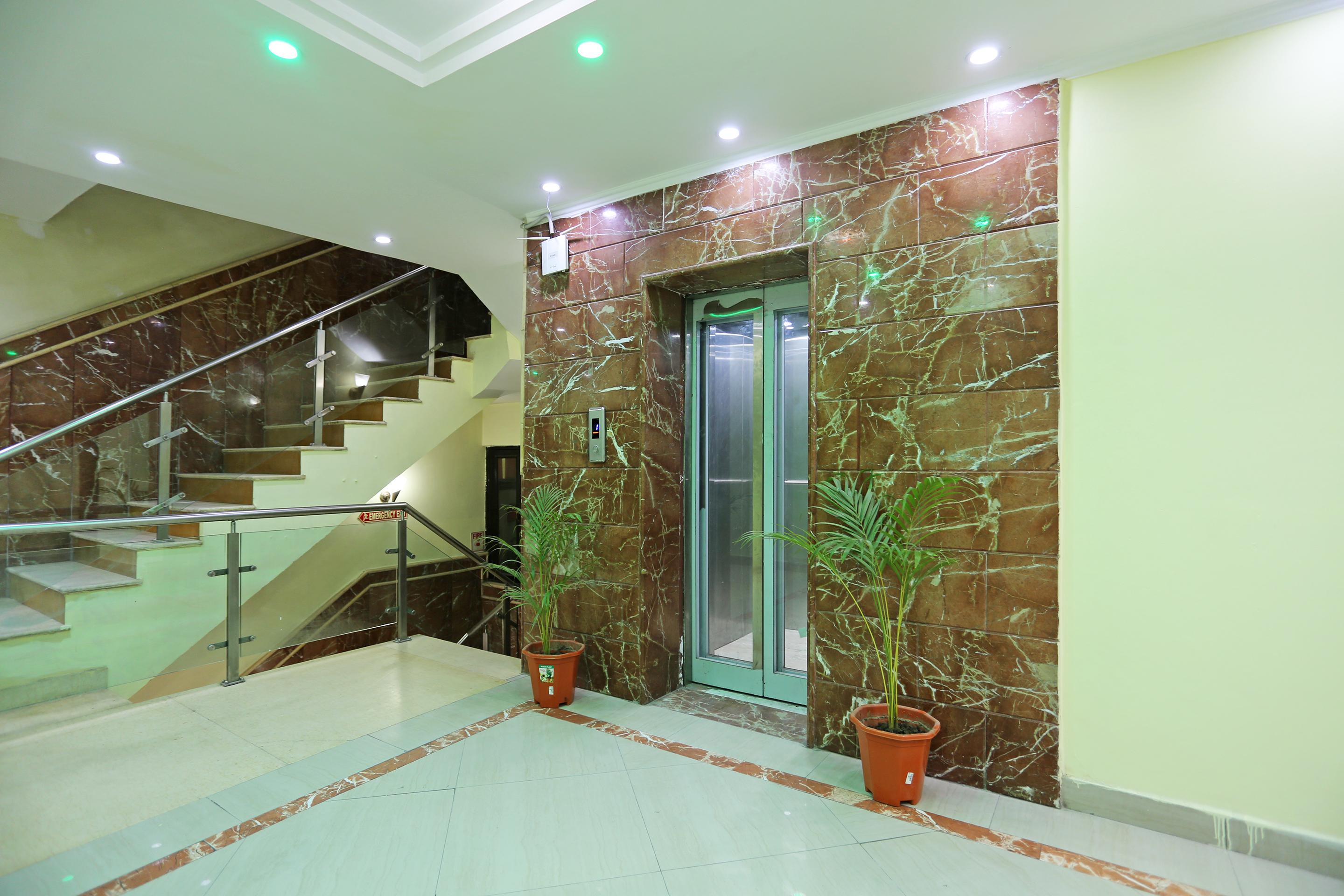 הרידוואר Sun Hotel מראה חיצוני תמונה
